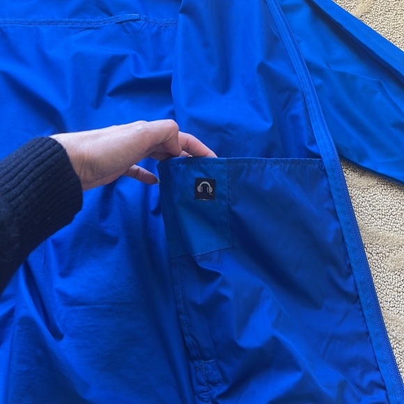 📦Moving Sale📦 Subaru Jacket - Picture 5 of 11